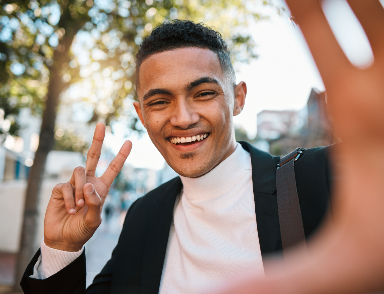 MVNOs vs Carriers: Maximizing Your Savings on Mobile Plans